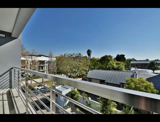 2 BEDROOM APARTMENT FOR SALE IN SANDTON CENTRAL